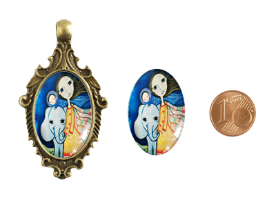 Cabochons mit Motiv 20x30mm mit Größenvergleich