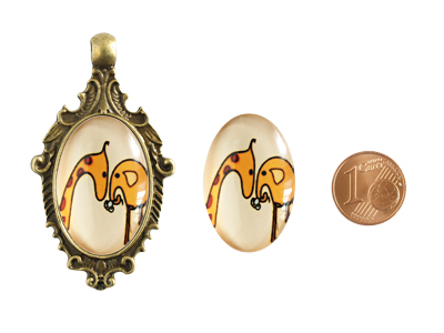 Cabochons mit Motiv 20x30mm mit Größenvergleich