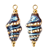 Schmuckanhänger Keramik Muschel ~30x11mm, Edelstahl, gold