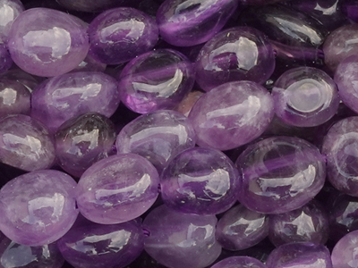 Amethyst Steinperlen 6x8mm zum Schmuckmachen - Nahaufnahme