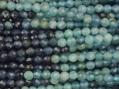 kleine facettierte Blaue Turmalin Steinperlen 2,3mm - Nahauf