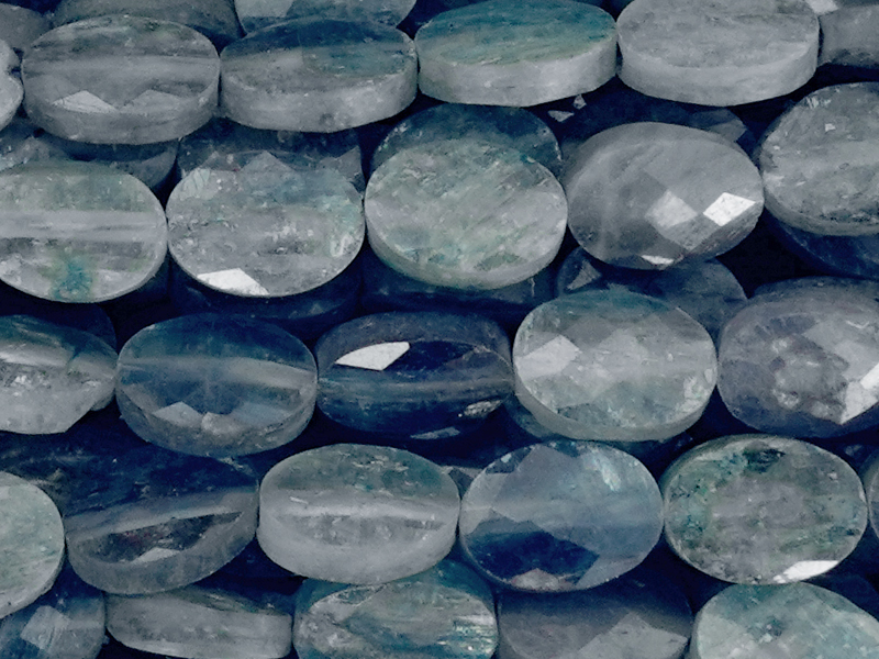 facettierte, flache Oliven Perlen aus Kyanit Stein zum Schmu