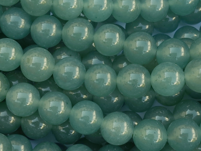 smoky-teal gefärbte weiße Jade Steinperlen rund 8mm - Nahauf
