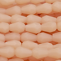 1 Strang (~100 Stk) facettierte Tropfen, ~3x4mm, Opalpfirsich