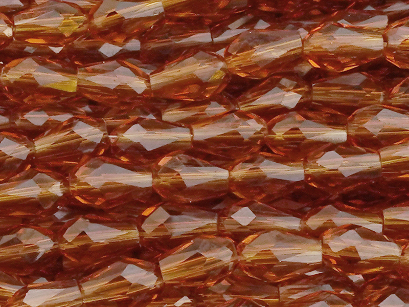 kleine facettierte Glasperlentropfen 3x5mm - Nahaufnahme