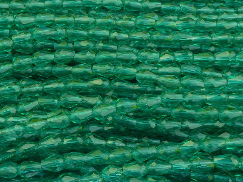 kleine türkisgrüne facettierte Glasperlentropfen 3x5mm