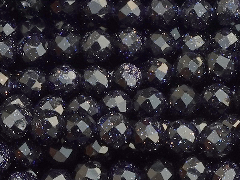 facettierte Blauflussperlen, blaue Goldflussperlen 4mm - Nah