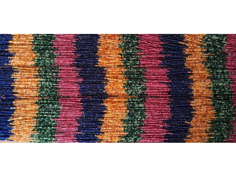 facettierte Glasperlen 2mm, farblich verlaufend angeordnet