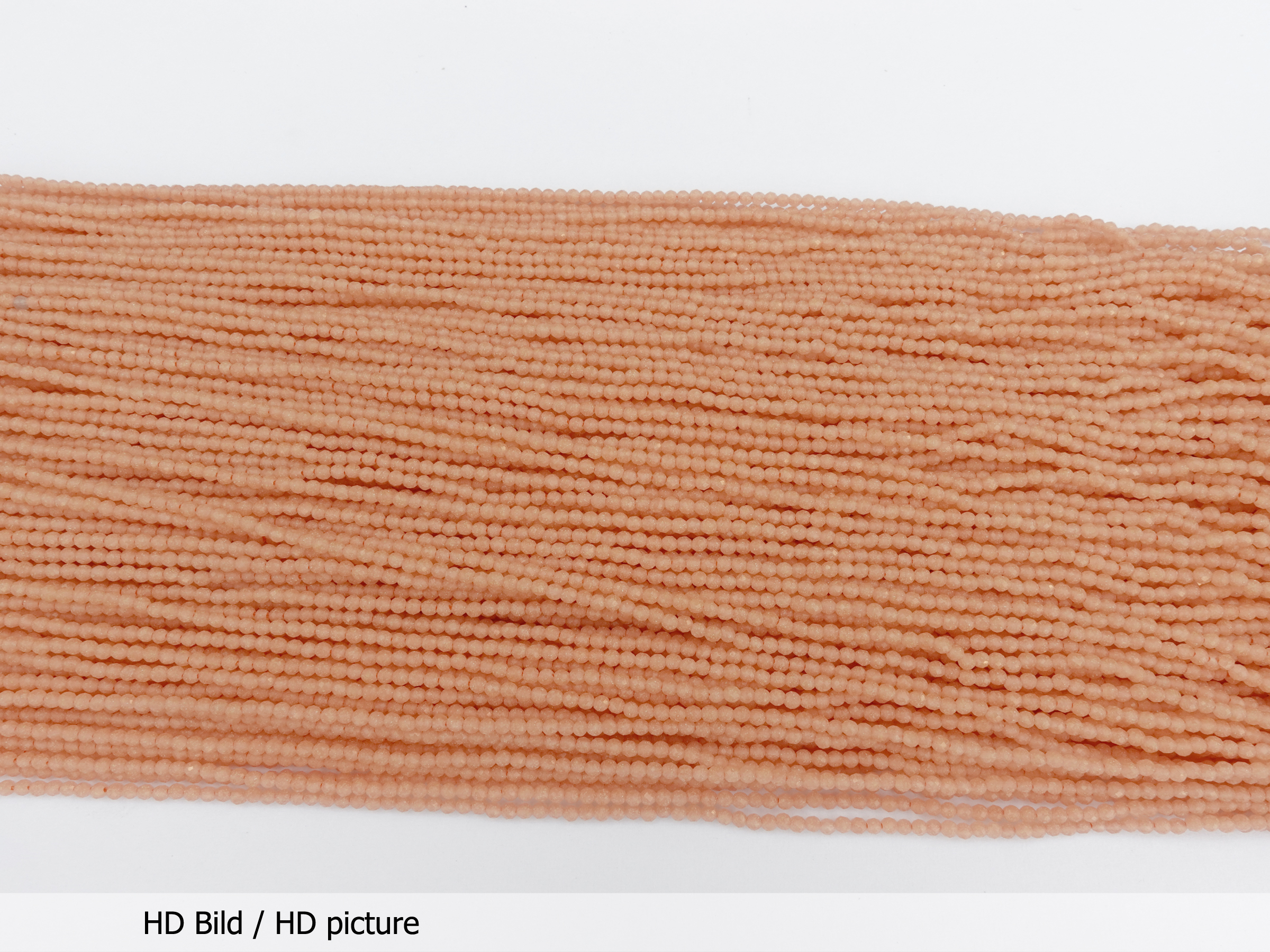 winzige, facettierte, geschlilffene runde Glasperlen - HD Bi