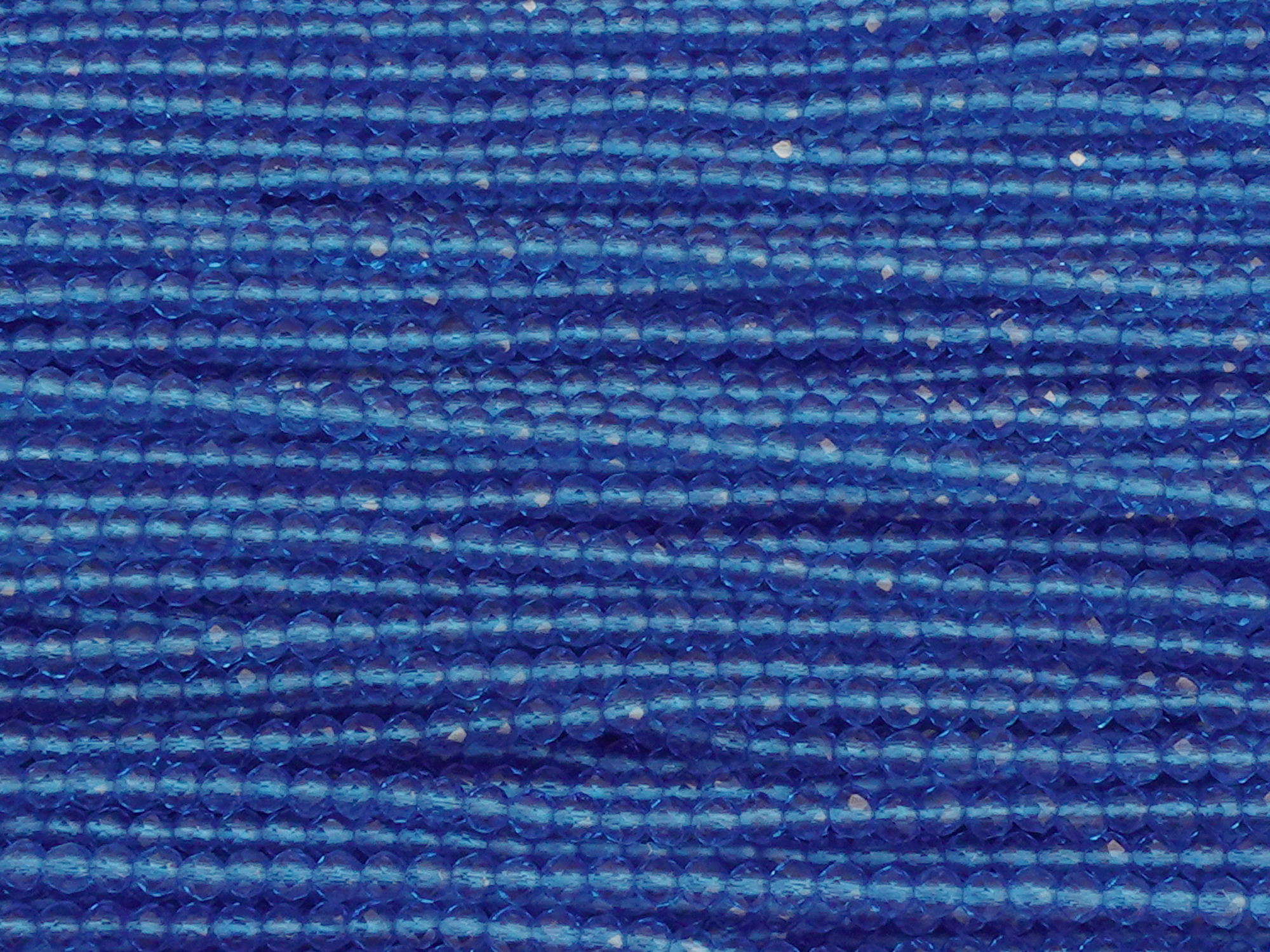 winzige, facettierte, geschlilffene runde Glasperlen 2mm, Fa