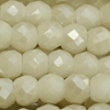1 Strang (~124 Stk) facettierte Perlen rund ~3mm