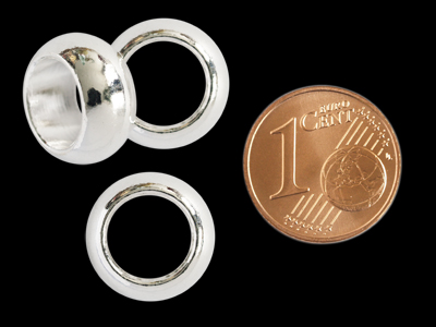 runde Metallperlen mit großem Loch mit Größenvergleich