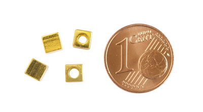 goldene kleine Würfelperlen 4mm