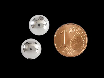 runde Metallperlen 10mm silberfarbig mit Größenvergleich