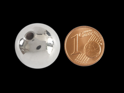 runde Metallperlen 18mm silberfarbig mit Größenvergleich