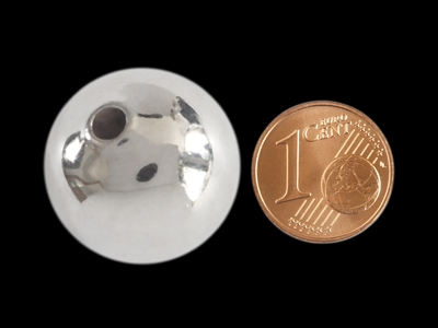 runde Metallperlen 22mm silberfarbig mit Größenvergleich