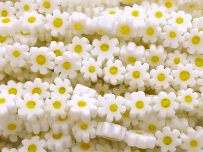 weiße Millefiori Glasperlen Blumen