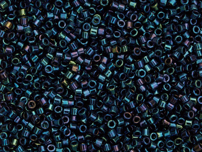 Miyuki Delica Perlen Größe 10/0 Farbe DBM2