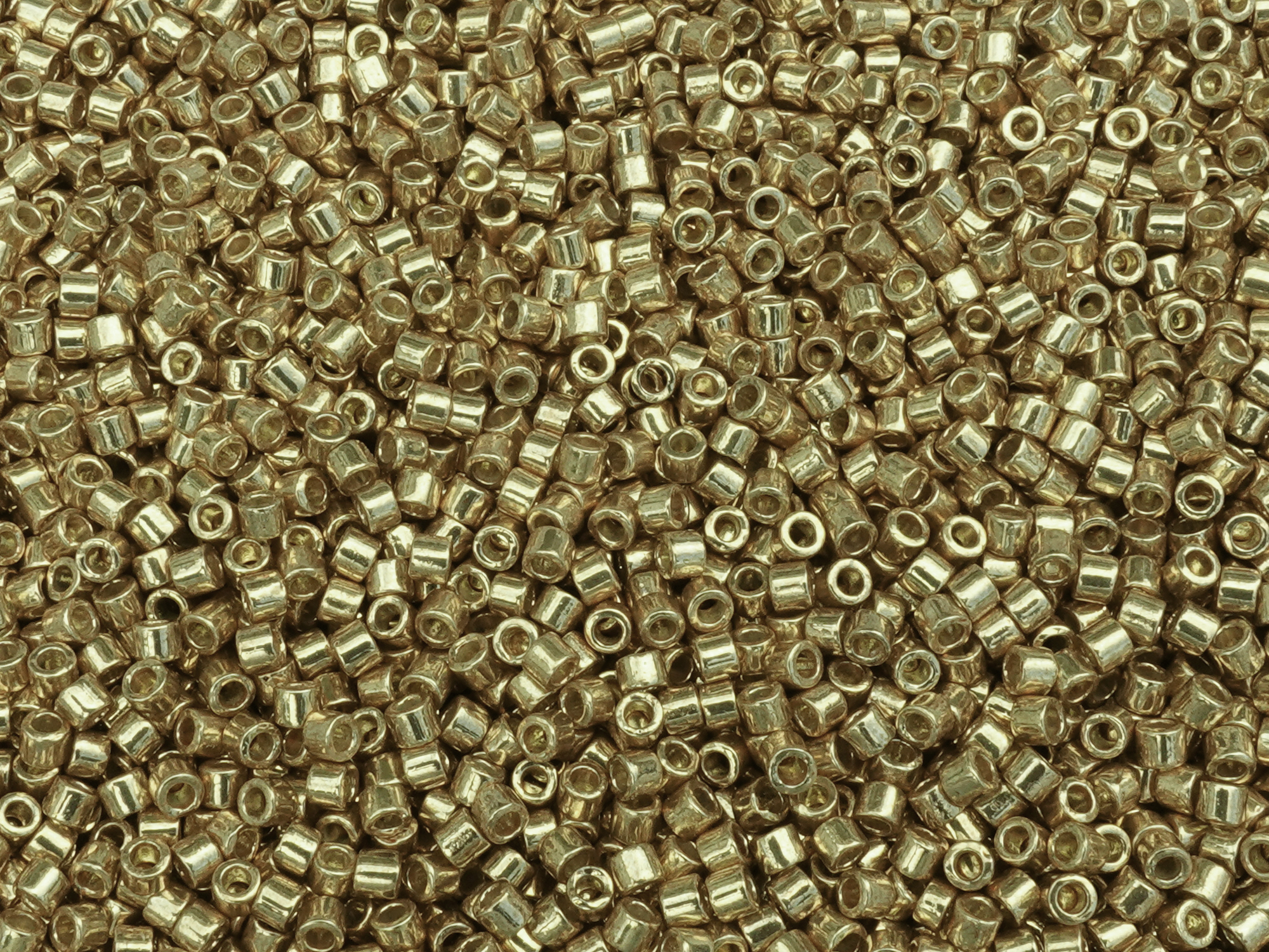 goldene Miyuki Delica Perlen Größe 10/0 Farbe DBM1834