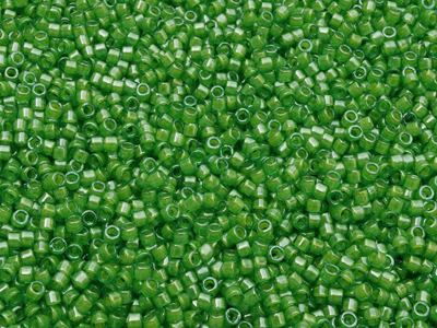 grüne MIYUKI Delica Perlen 11/0 Farbe DB274