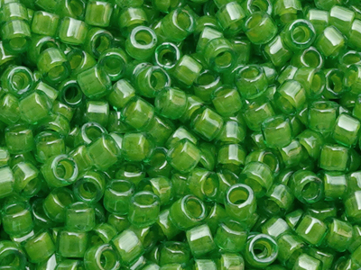 grüne MIYUKI Delica Perlen 11/0 Farbe DB274