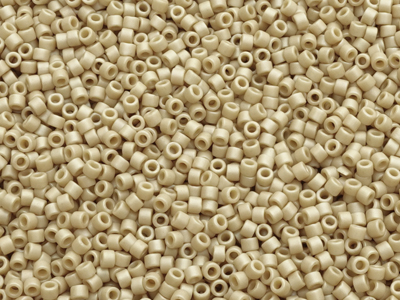 sandfarbene beige matte Miyuki Delica Perlen Größe 11/0 Farb
