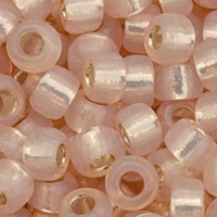 10g. Miyuki Rocailles Perlen 11/0 (~2mm) Farbe 580 Light Peach (außen gefärbt)