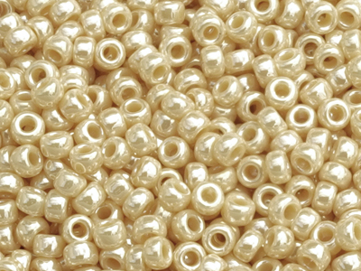 Miyuki Seed Beads Rocailles size 15/0 color 442 - close up