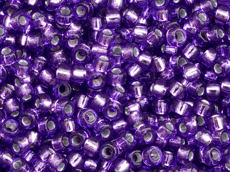 purple Miyuki seed beads size 11/0 (2mm) color 1347 - close