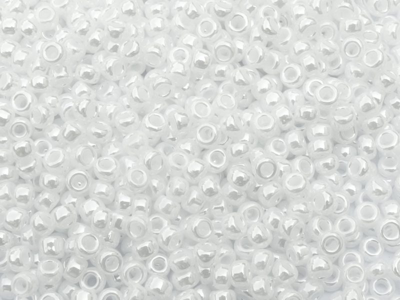 weiße Miyuki Rocailles Glasperlen Größe 11/0 (2mm) Farbe: 42