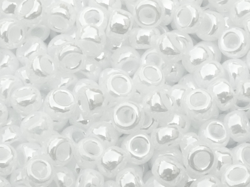 weiße Miyuki Rocailles Glasperlen Größe 11/0 (2mm) Farbe: 42