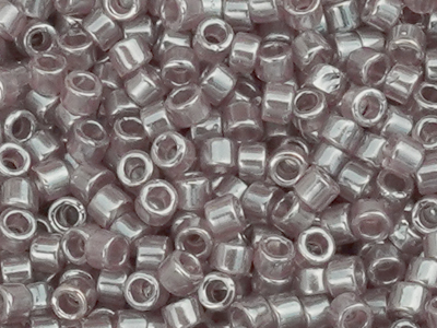 MIYUKI Delica Perlen Größe 11/0 Farbe DB1486 Grau - Nahaufna