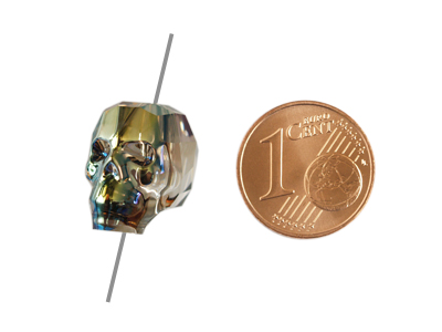 Swarovski Skull Bead 13mm Crystal Iridescent Green mit Größenvergleich