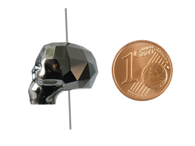 Swarovski Skull Bead 13mm Crystal Silver Night mit Größenvergleich