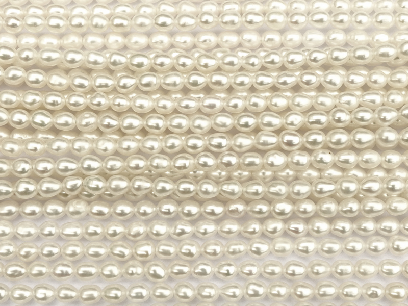 weiße Zuchtperlen Kulturperlen ca.3x4mm zum Schmuckmachen