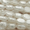 1 Strang (~35cm) echter Zuchtperlen, länglich ~5x3mm, AB-Qualität