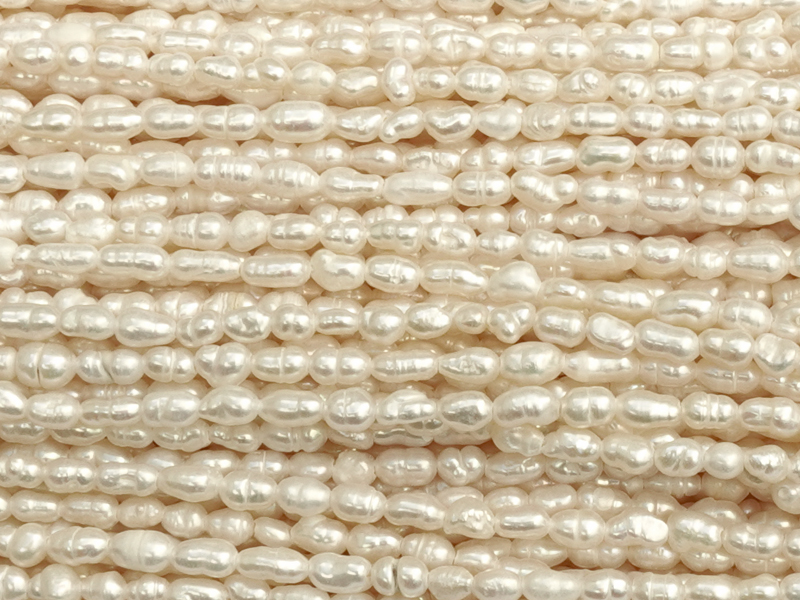 weiße längliche Zuchtperlen Kulturperlen ca.3x4mm zum Schmuc
