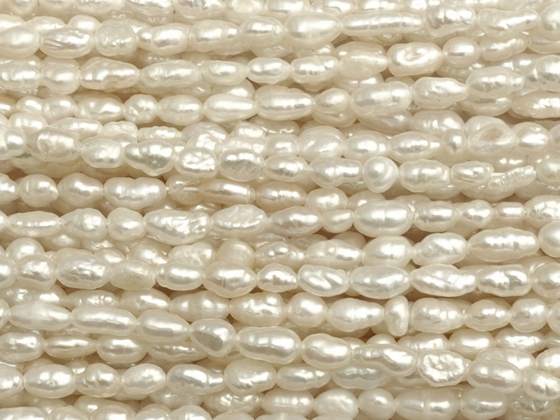 weiße längliche Zuchtperlen Kulturperlen ca.3x6mm zum Schmuc