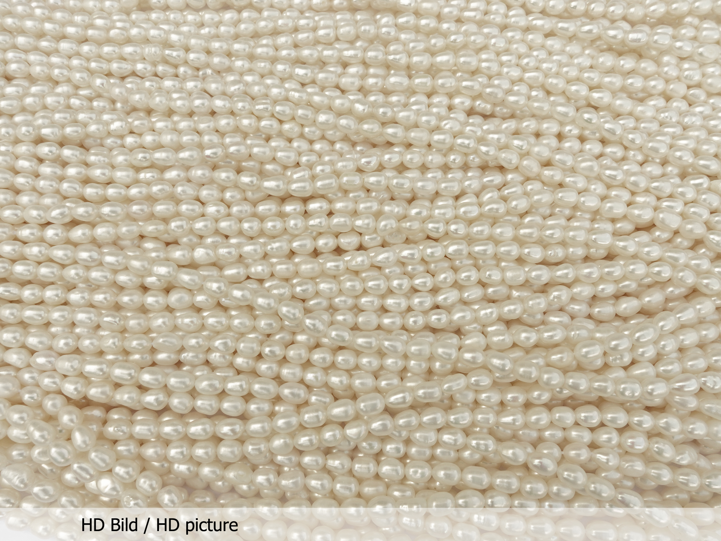 weiße längliche Zuchtperlen Kulturperlen ca. 5x4mm zum Schmu