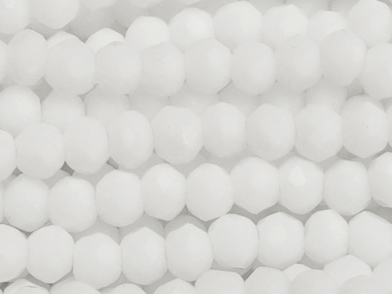 weisse, facettierte Glasschliffperlen Rondellen 2mm - Nahauf