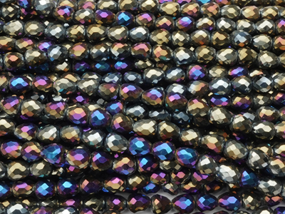 erdbeerförmige, facettierte Glitzerperlen Tropfen 4mm