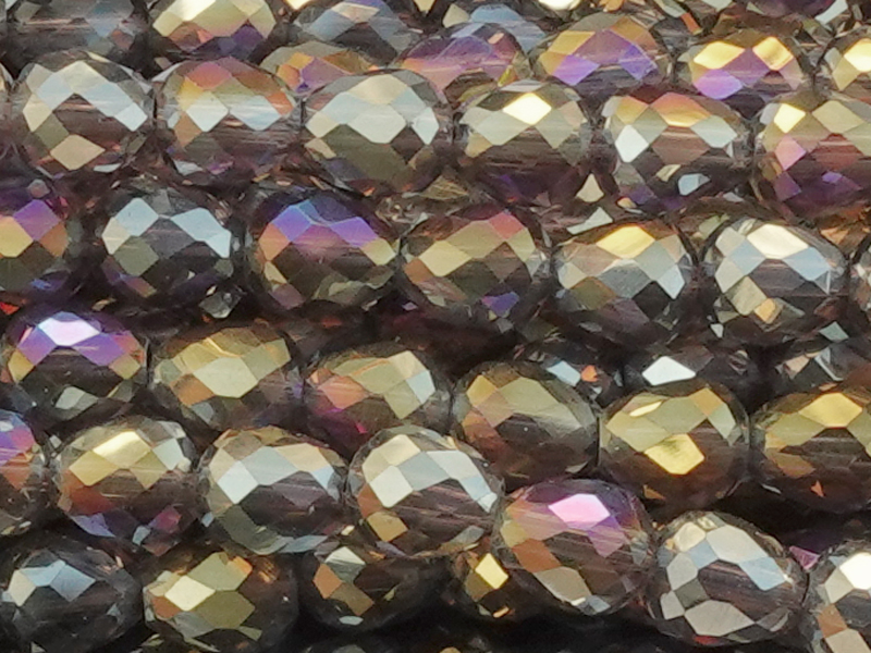 erdbeerförmige, facettierte Glasperlen Tropfen 4mm, metallic