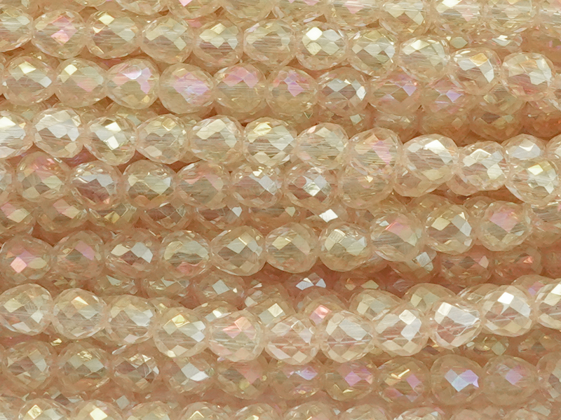 erdbeerförmige, facettierte Glasperlen Tropfen 4mm, Farbe: P