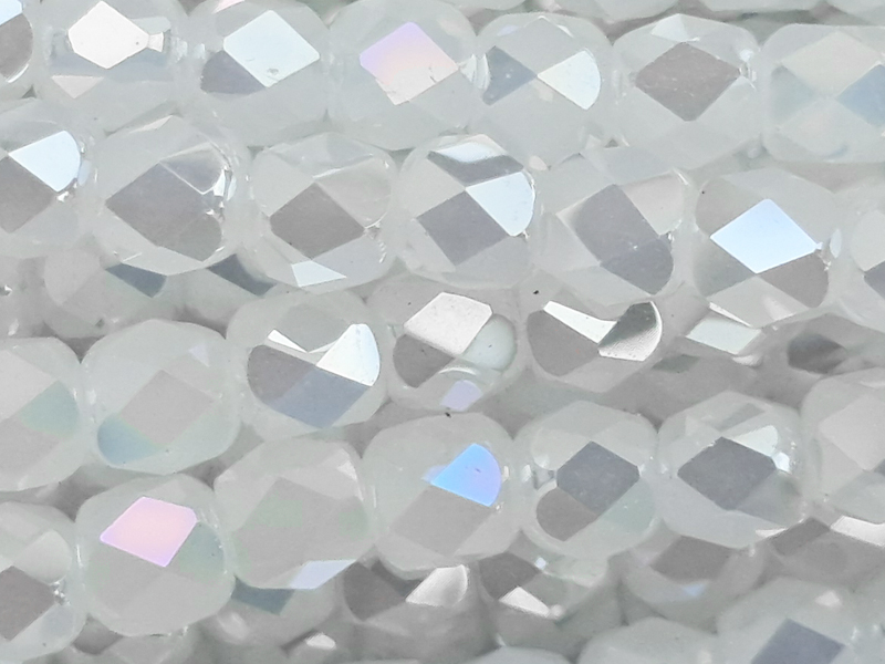 white, barrel-shaped, faceted glass beads 3mm - close up vie