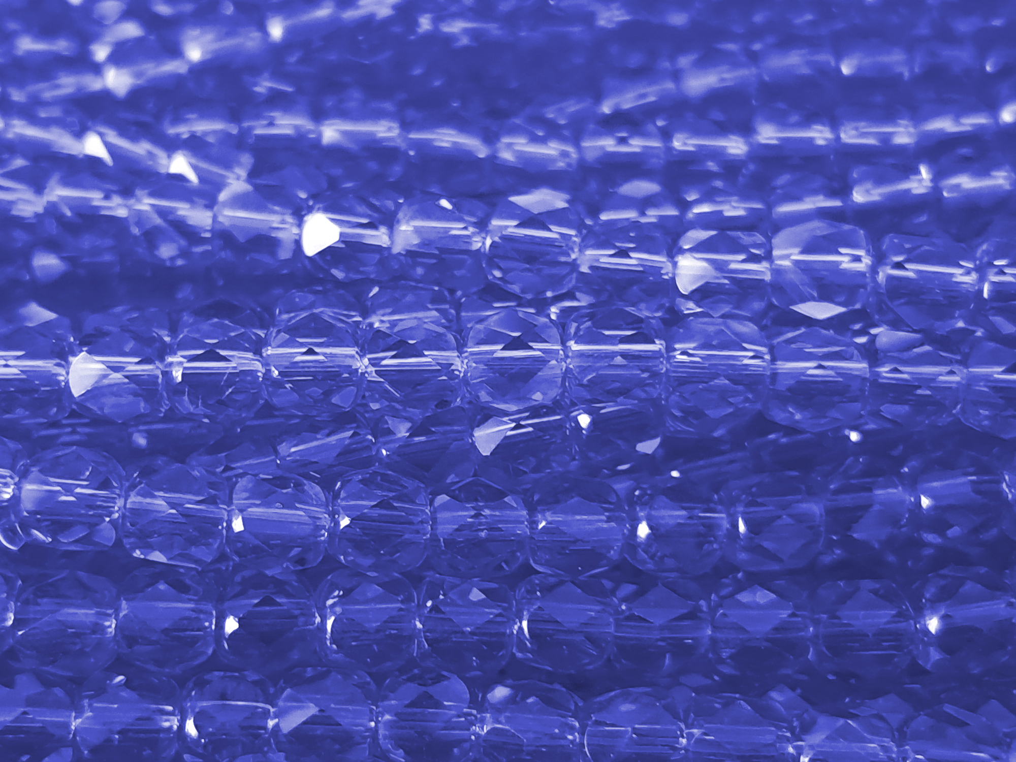 tönnchenförmige, facettierte Glitzerperlen 4mm, Farbe: Sapph