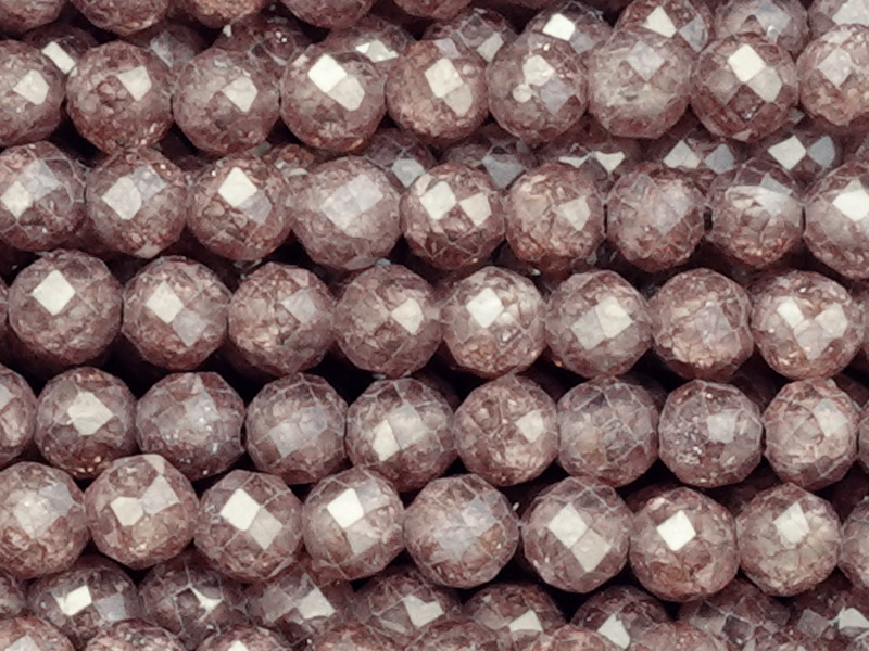 facettierte Zirkonia Perlen 3mm, weinrot - Nahaufnahme